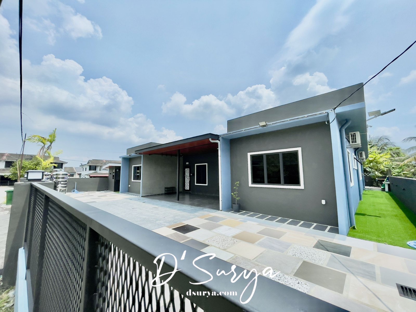 D'Surya Villa exterior
